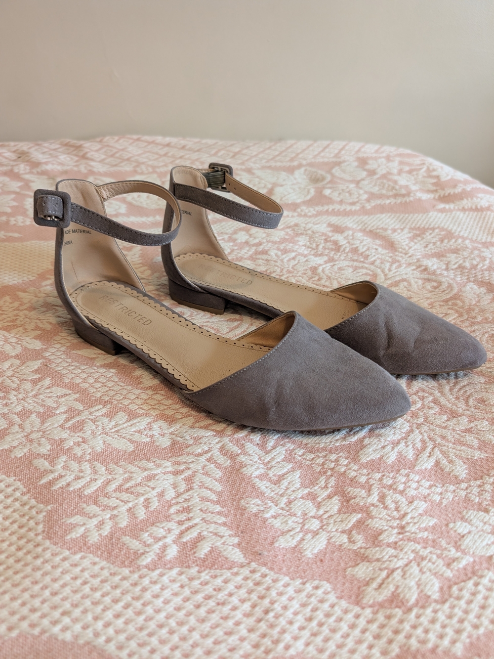 Restricted Pointed Toe Ankle-Strap Flats in Gray